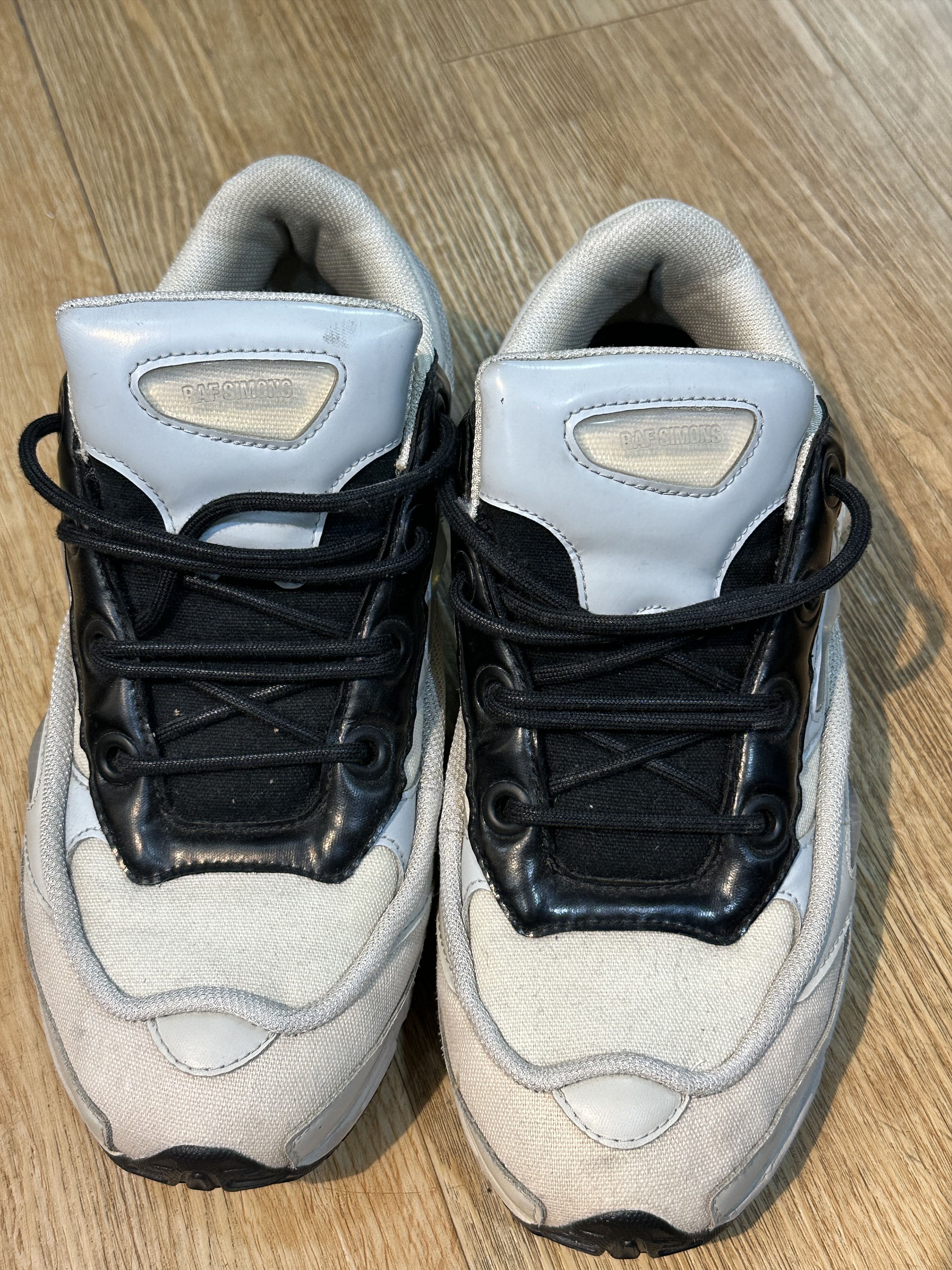 Adidas × Raf Simons raf simons x adidas Ozweego Size US 8.5 / EU 41-42 - 12 Thumbnail