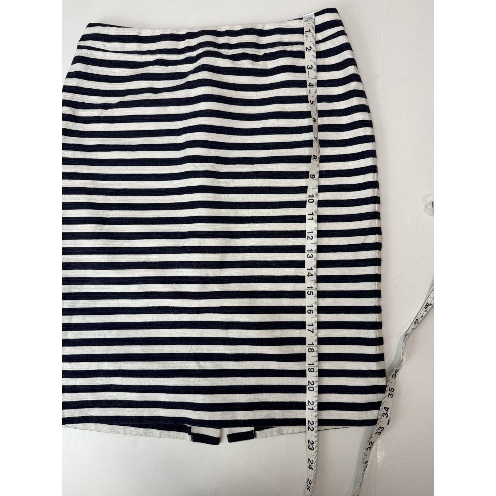 J.Crew J.Crew No. 2 Pencil Skirt 4 Navy Stripe Preppy Nautical Size 27" / US 4 / IT 40 - 3 Thumbnail