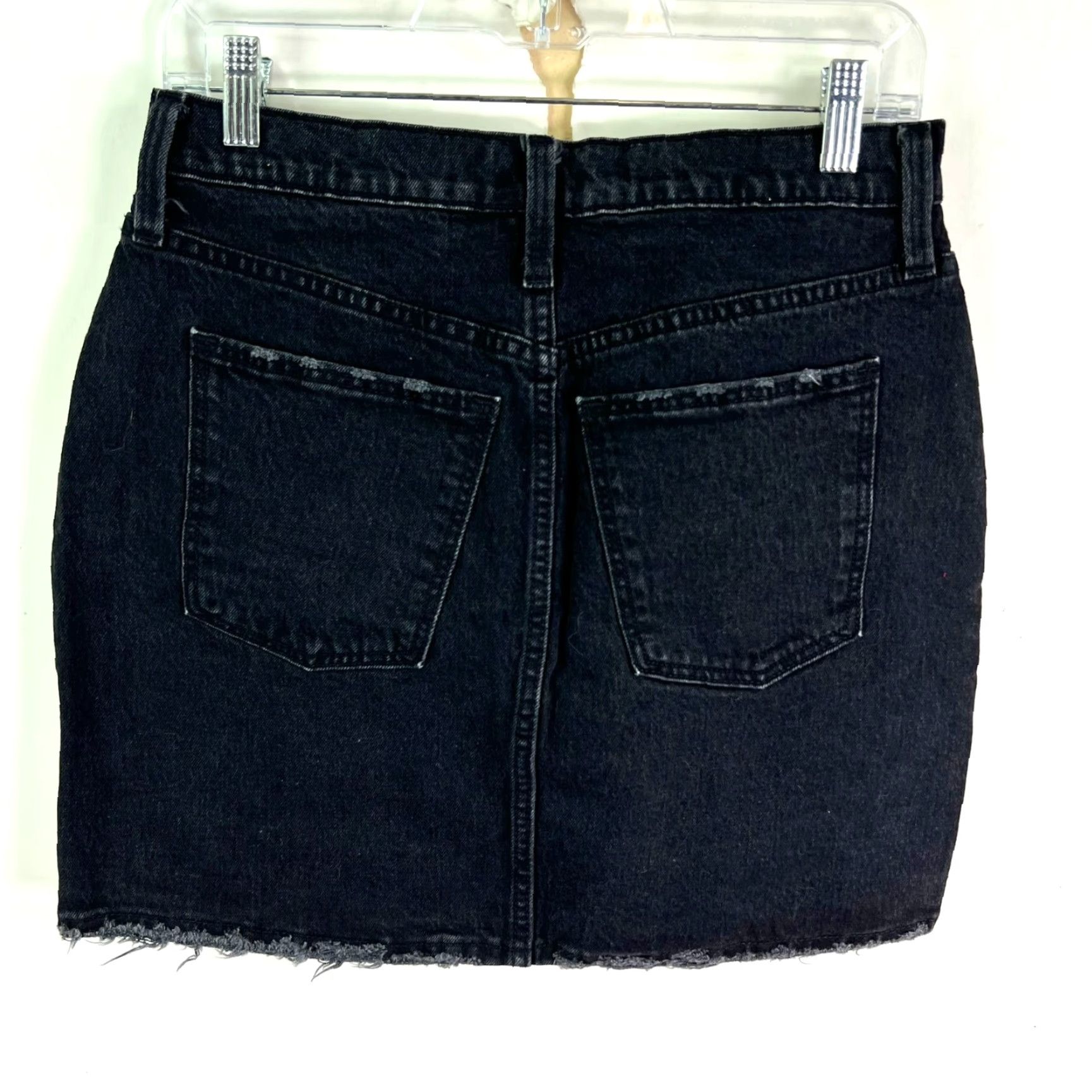 Vintage Universal Threads Black Denim Jeans Mini Skirt Womens Size 6 28X16 Size 28" / US 6 / IT 42 - 3 Thumbnail