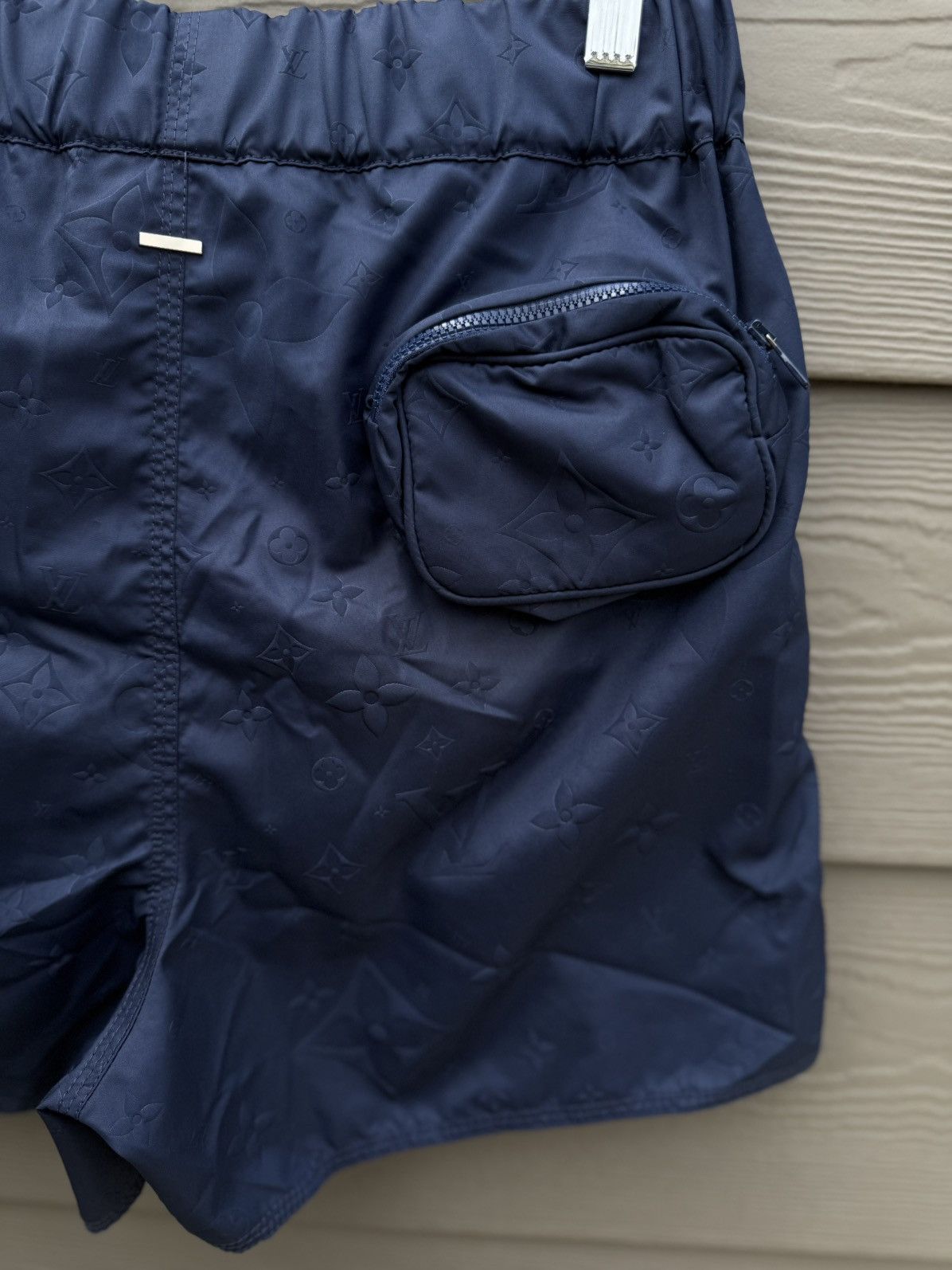 Louis Vuitton Louis Vuitton Blue Summer Swim Trunks Size XS (NEW) Size US 29 - 8 Thumbnail