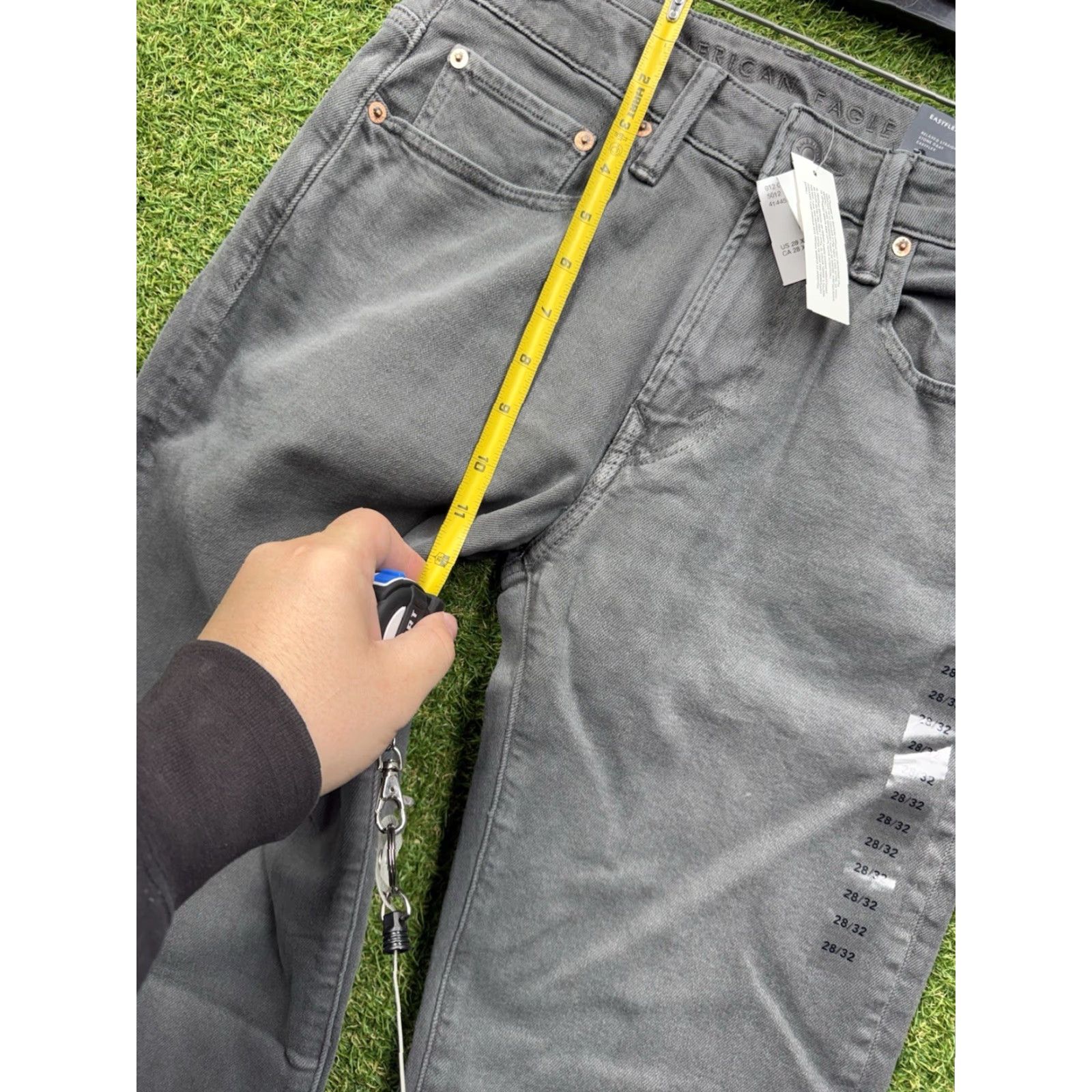 Vintage American Eagle Jeans Mens 28x32 Gray Original Straight Stretch 5-Pocket Flex NWT Size US 28 / EU 44 - 4 Thumbnail