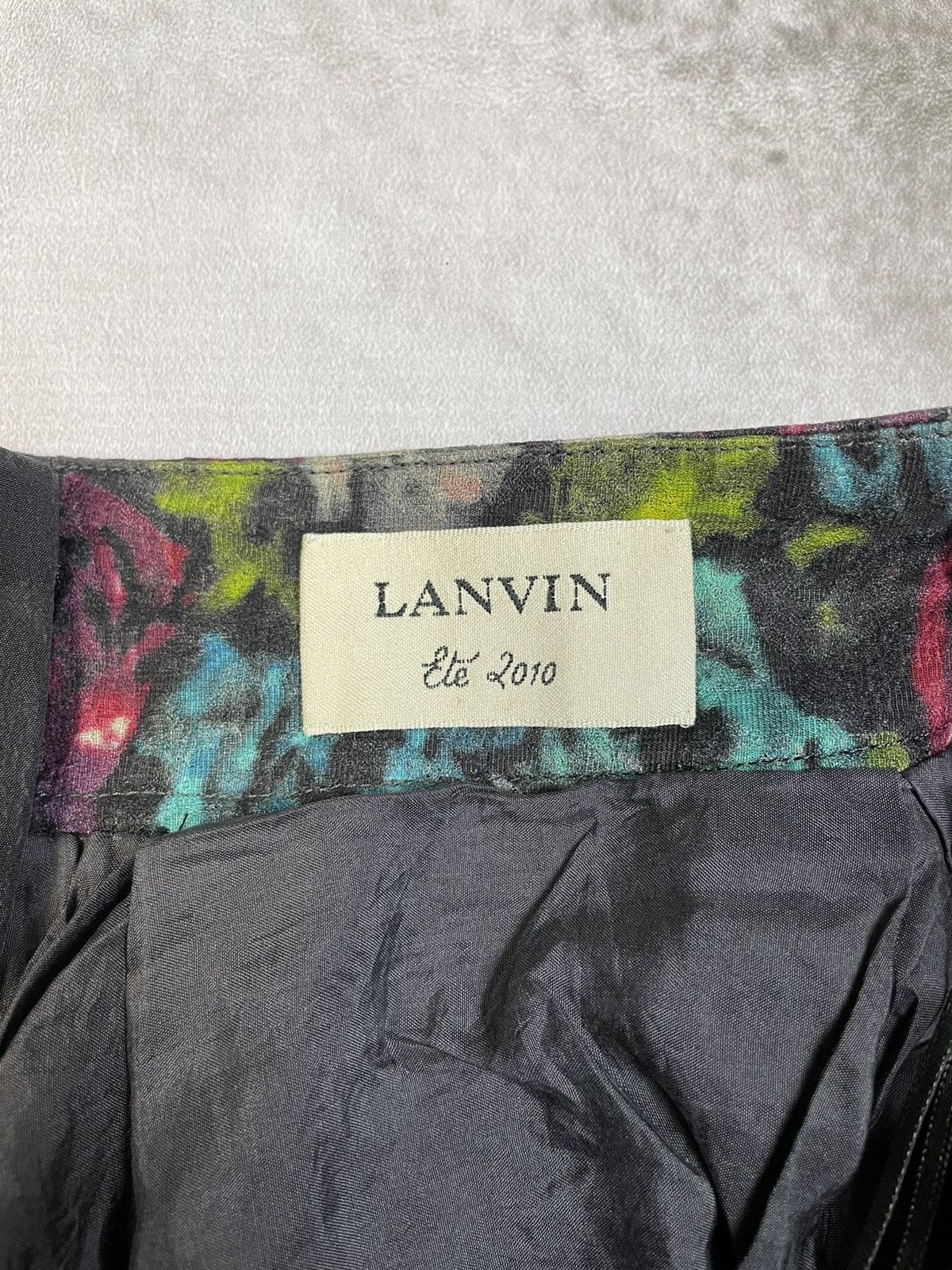 Lanvin Resort 2010 Lanvin by Alber Elbaz Floral Silk Skirt Size 25" / US 0 / IT 36 - 9 Thumbnail