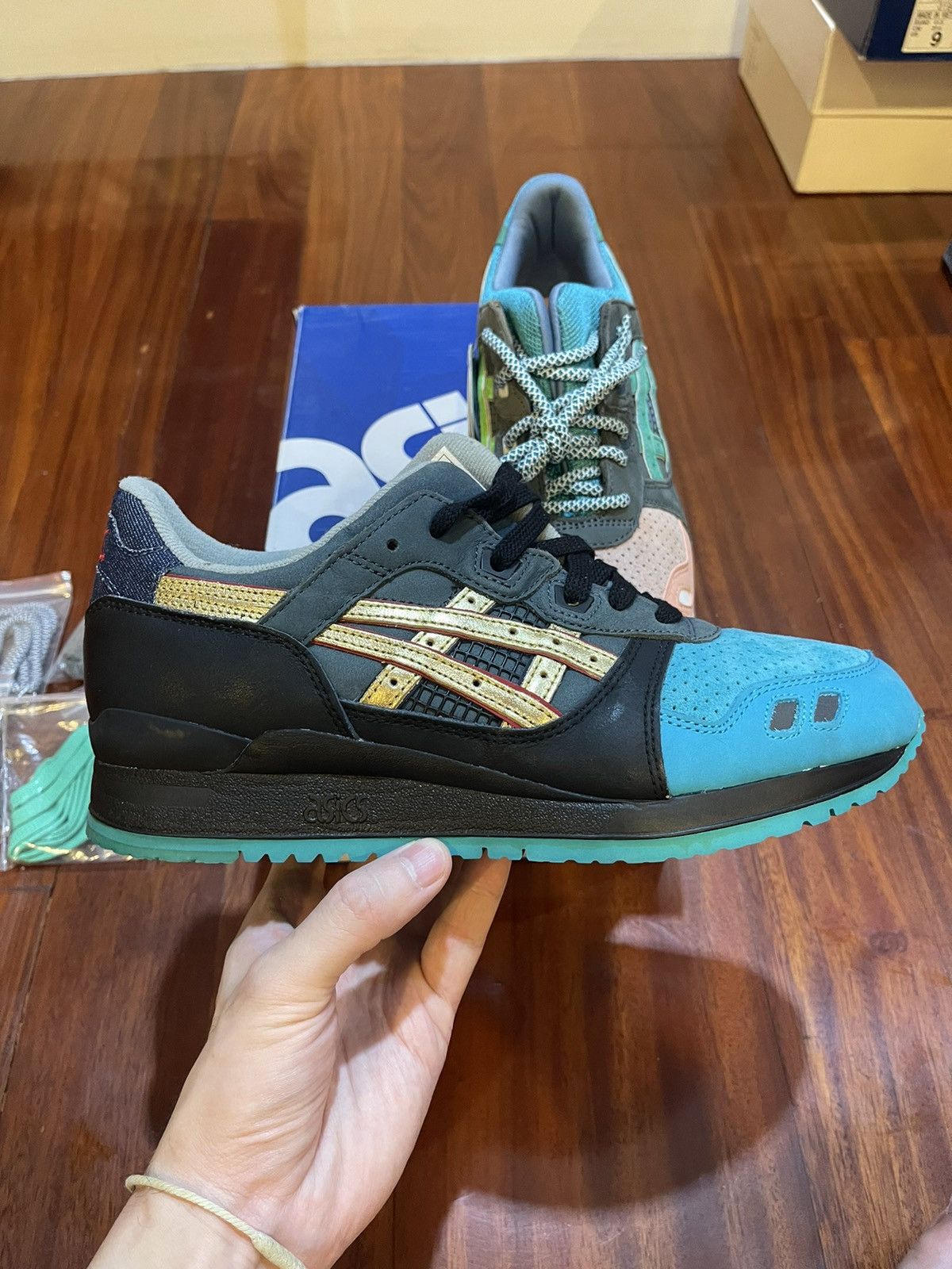 Asics × Kith × Ronnie Fieg New!!! Ronnie Fieg (Kith Founder)x ASICS Gel Lyte 3 Size US 9.5 / EU 42-43 - 6 Thumbnail