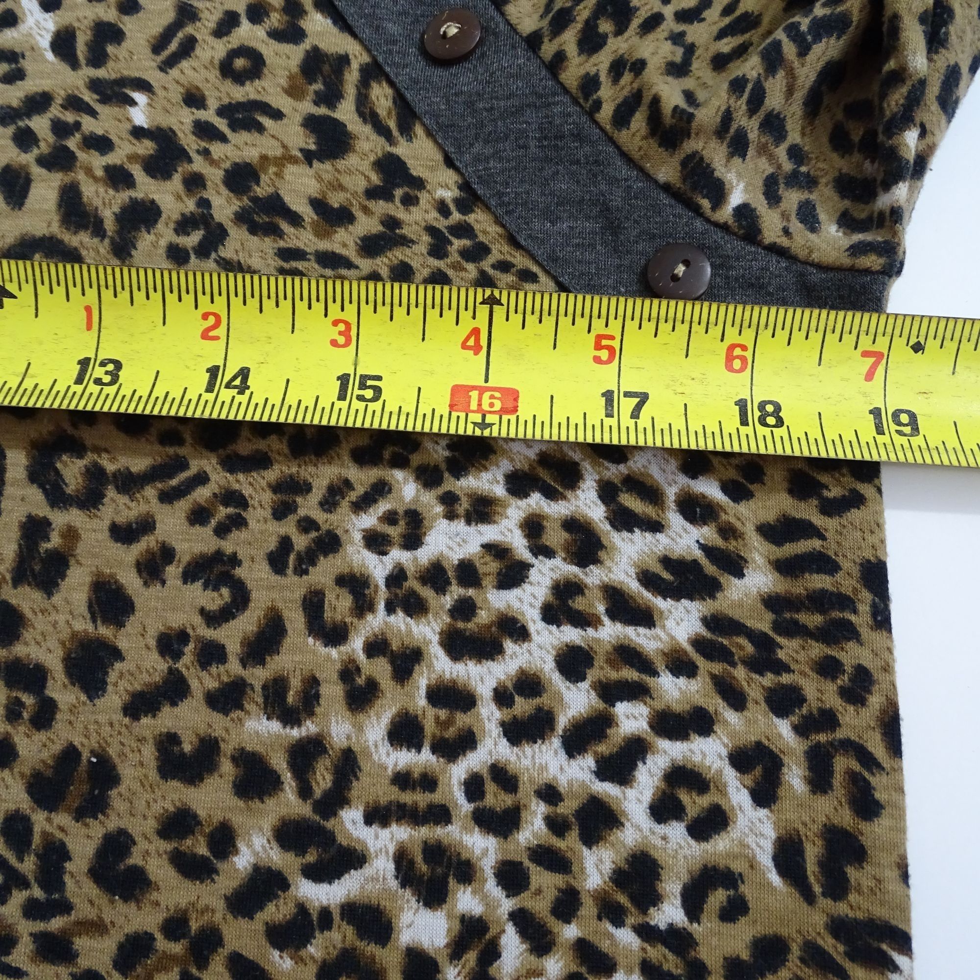 Other Grace and Emma Leopard Animal Print Long Sleeve Top Size S Size S / US 4 / IT 40 - 8 Thumbnail