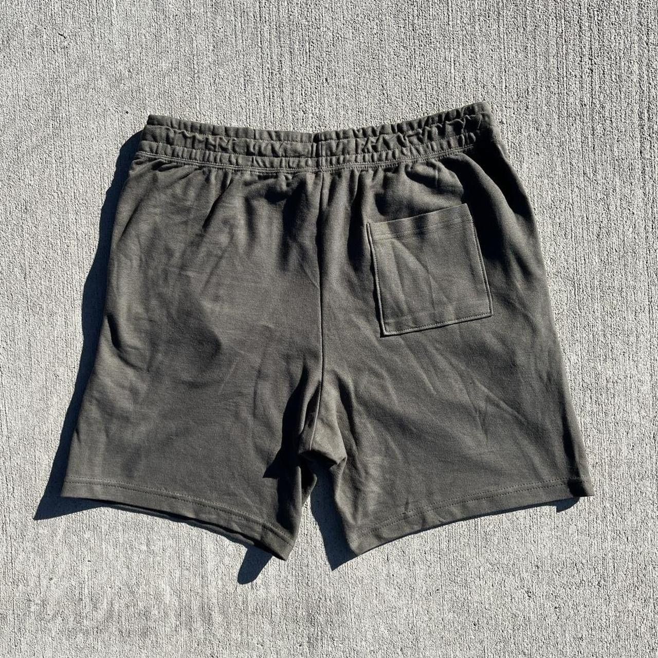 Other SABER HILLS Streetwear army green blank shorts Size US 32 / EU 48 - 2 Thumbnail