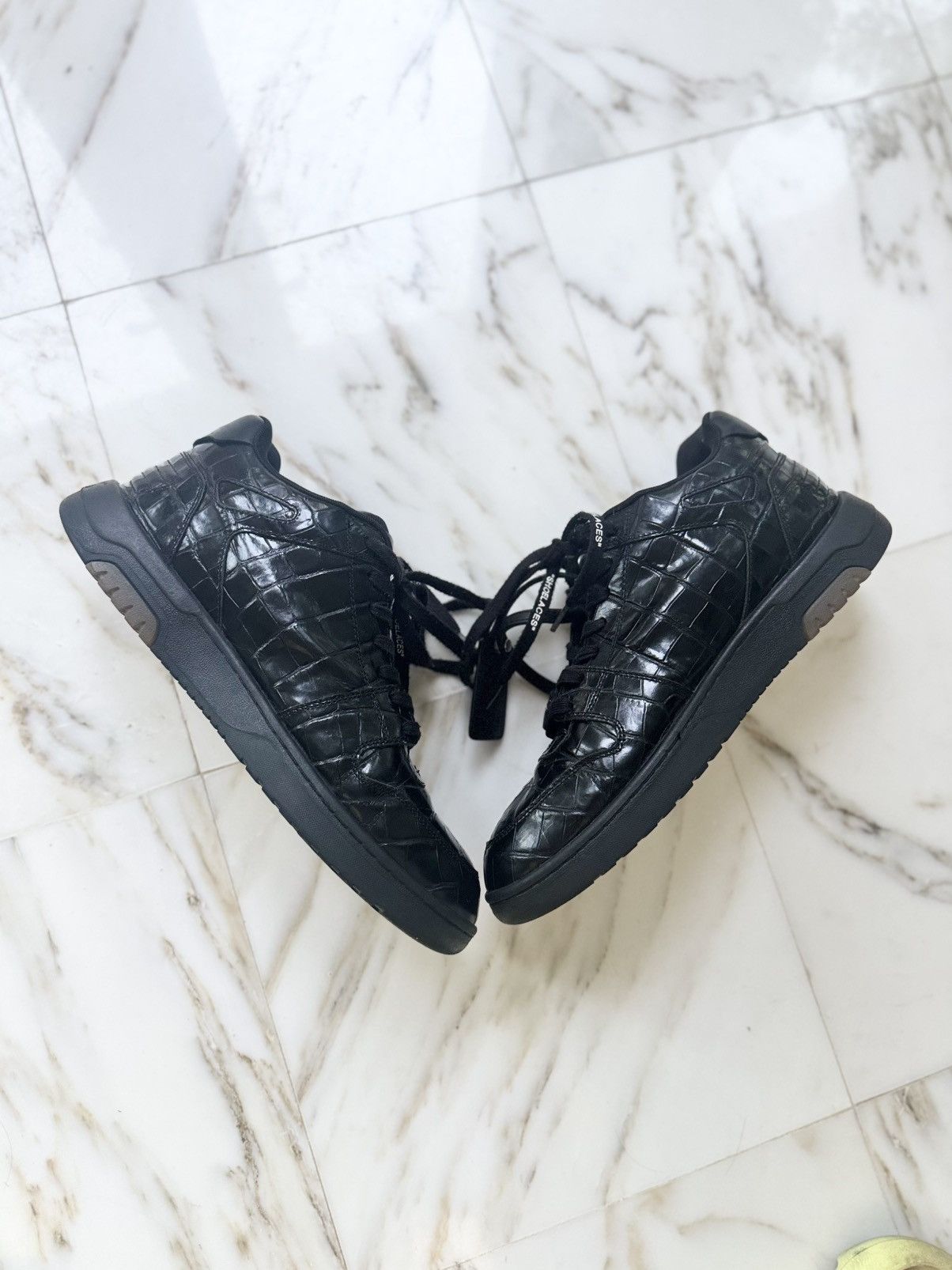 Off-White ❗️READ DESC❗️Off White Out of Office Black Crocodile Sneaker Size US 11 / EU 44 - 2 Thumbnail