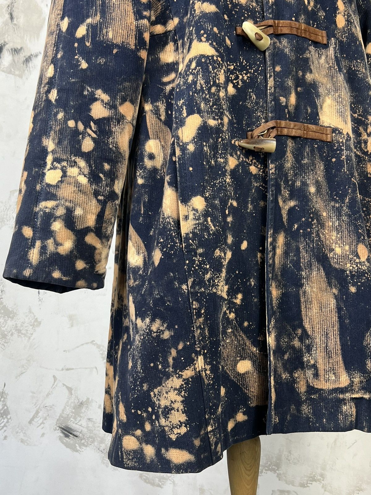 Byblos Byblos Bleached Custom Duffle Coat Hooded Made in Italy L-XL Size US XL / EU 56 / 4 - 8 Thumbnail