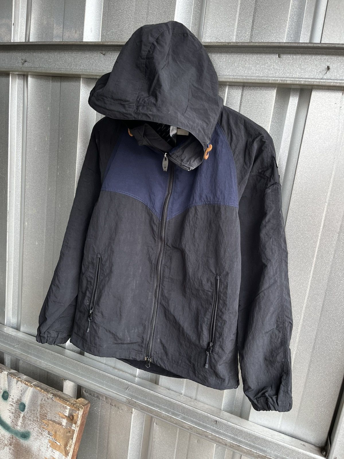 Japanese Brand Thank you friends outdoor two tone jacket Size US S / EU 44-46 / 1 - 3 Thumbnail