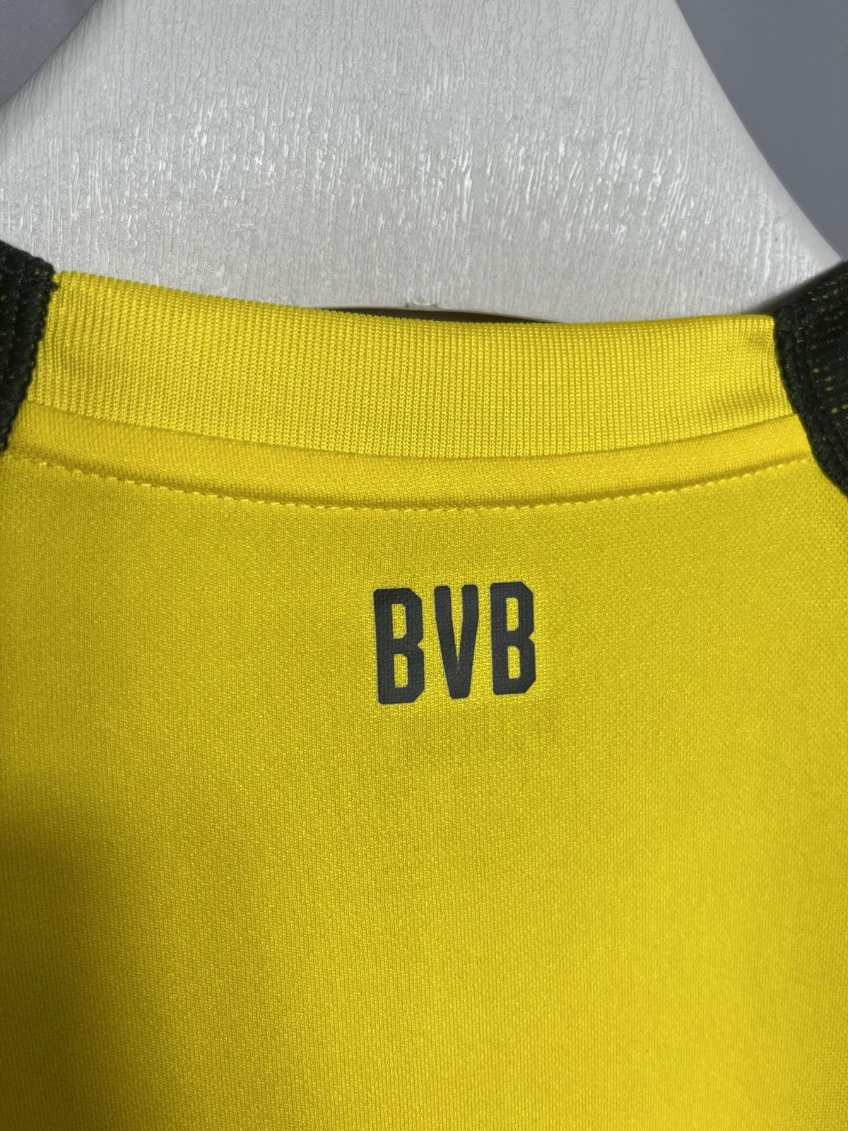 Puma BORUSSIA DORTMUND 2018 2019 HOME SHIRT SOCCER JERSEY PUMA Size US L / EU 52-54 / 3 - 10 Thumbnail