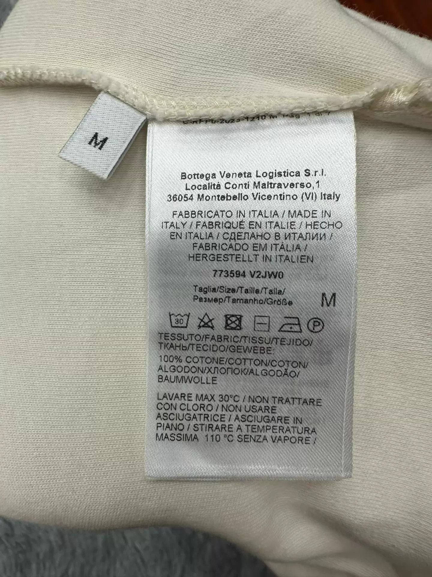 Bvlgari bv embroidered letter long sleeve M Size US M / EU 48-50 / 2 - 4 Thumbnail