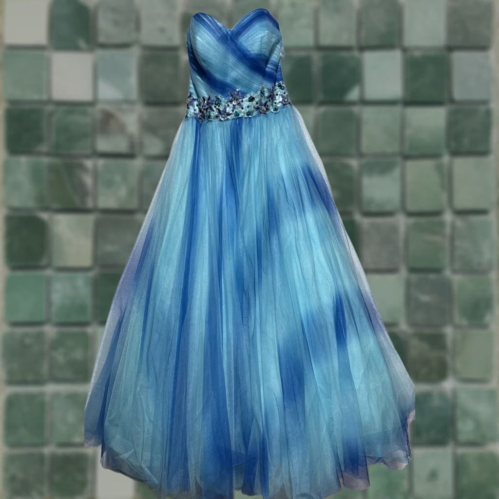 disney princess prom dress Ideas Inspired by Princesses designed to make you feel like a true princess Disney Princess Prom Gown |