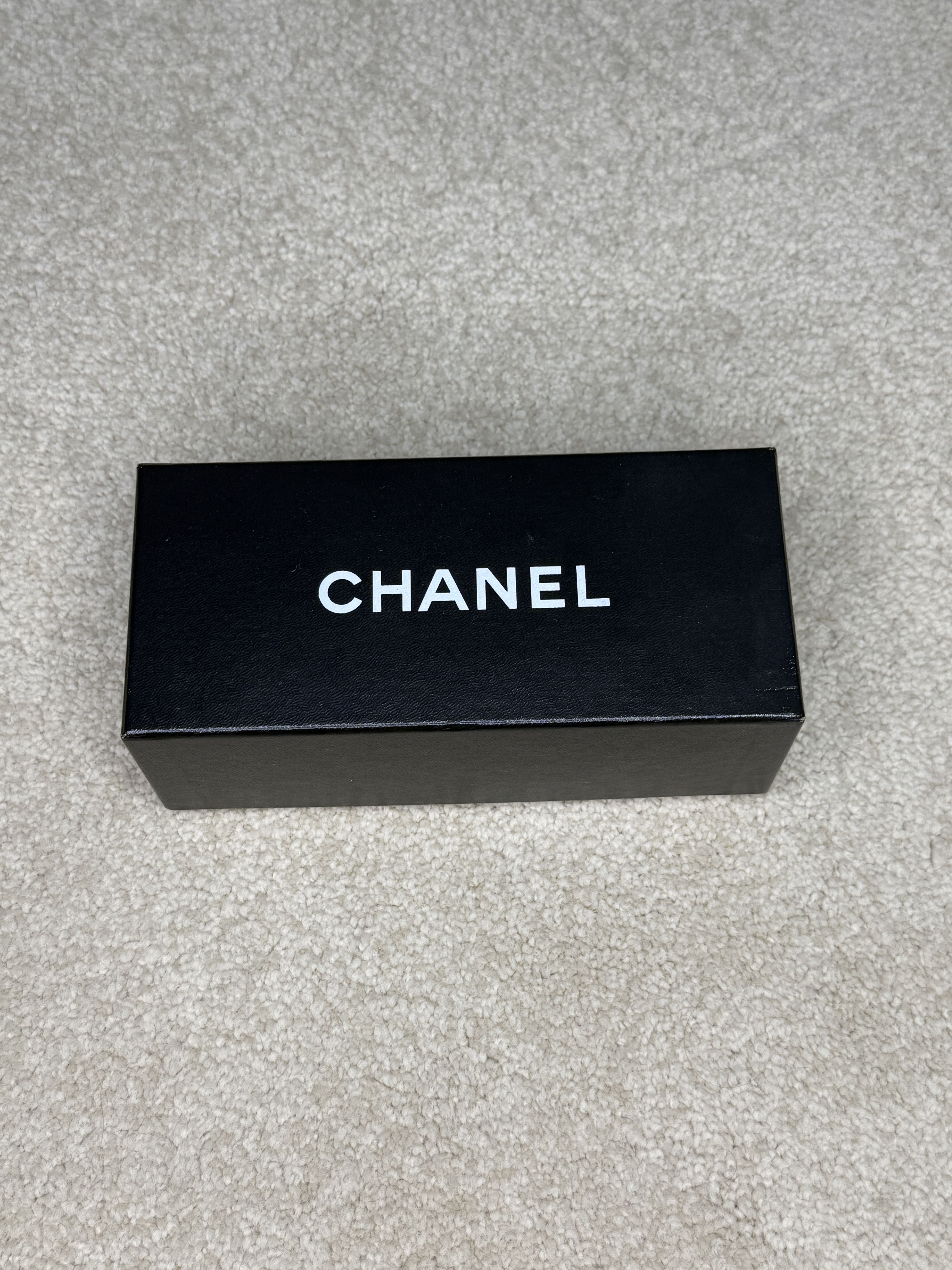 Chanel Chanel Black Empty Storage - Glasses Box. Size ONE SIZE - 1 Thumbnail