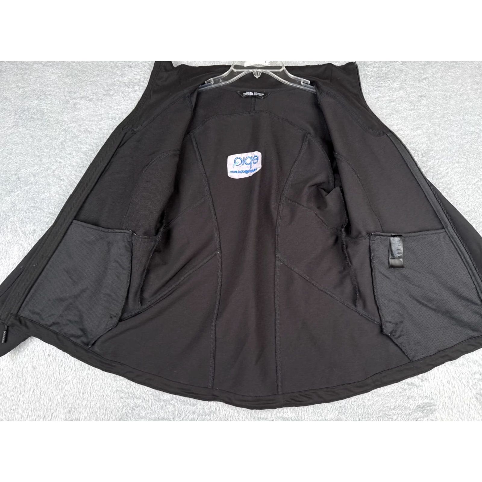 The North Face The North Face Jacket Women Medium Black Polyester Soft Shell Full Zip Mock Neck Size M / US 6-8 / IT 42-44 - 2 Thumbnail