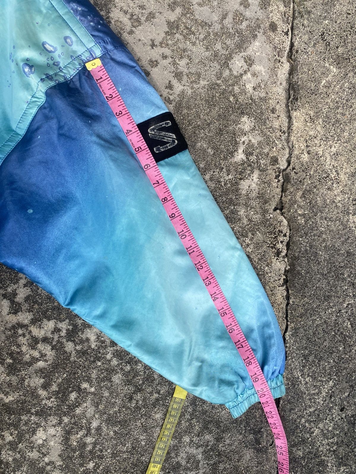 Salomon VINTAGE SALOMON SKI JACKET COLOURFULL Size US L / EU 52-54 / 3 - 13 Thumbnail