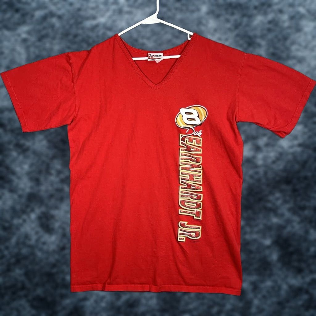 Chase Authentics Vintage Chase Authentics Dale Earnhardt Jr T Shirt Adult 2XL Red V Neck (Graphic Tee) Cotton Sportswear/Beach Men's One Size Short Sleeve 2000s Red BJ Size US M / EU 48-50 / 2 - 1 Thumbnail