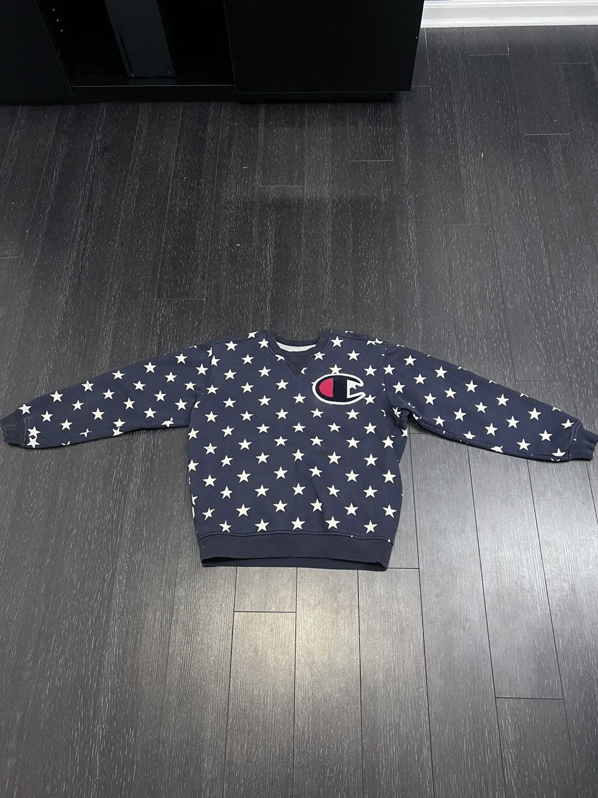 Champion × Supreme Supreme Champion Crewneck Sweatshirt Medium Navy Blue Stars Size US M / EU 48-50 / 2 - 2 Thumbnail