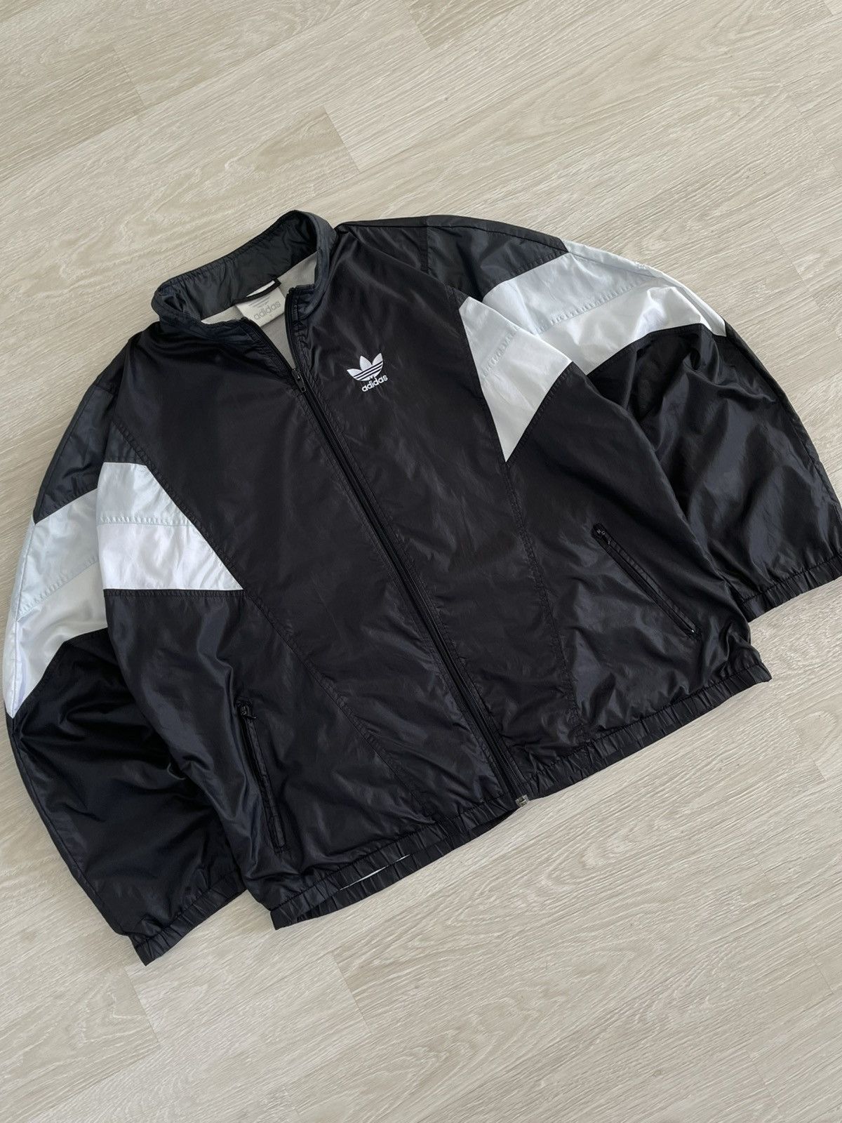 Adidas 90s Vintage Adidas Y2k Nylon Baggy Windbreaker Track Jacket Size US L / EU 52-54 / 3 - 5 Thumbnail