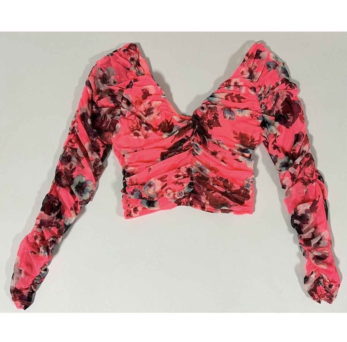 Nordstrom Hot Pink Floral Ruched V-Neck Shirt Crop Top Blouse XS 🌺✨ Size XS / US 0-2 / IT 36-38 - 2 Thumbnail