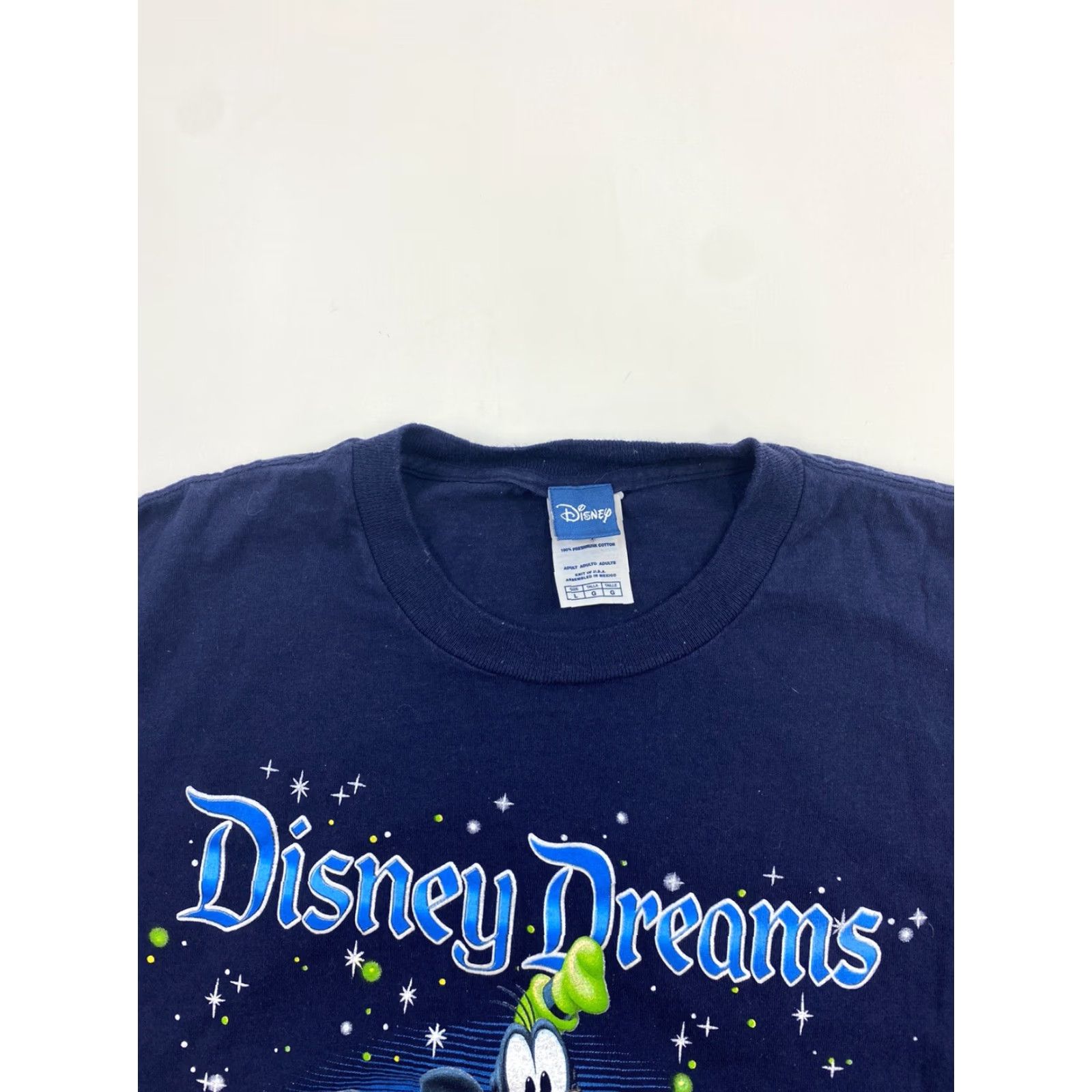 Disney VINTAGE Disney T-Shirt Men Large Mickey Mouse Goofy Donald Pluto Dreams Size US L / EU 52-54 / 3 - 2 Thumbnail
