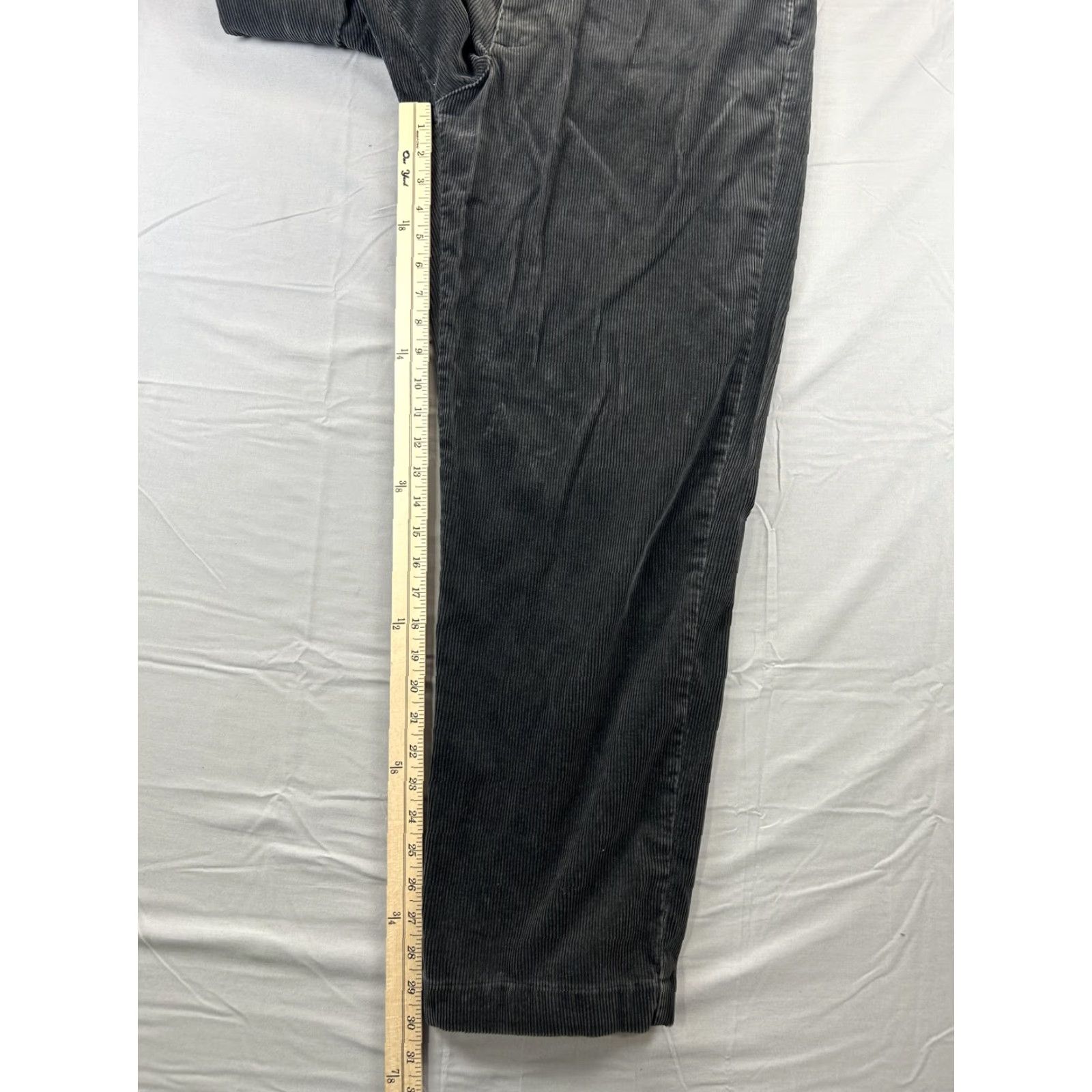 Polo Ralph Lauren Polo Ralph Lauren Pants Mens 34 Regular Chino Corduroy Straight Leg Gray Charcoal Pocketed Front Zip Button Closure Classic Fit Vintage No Size US S / EU 44-46 / 1 - 4 Thumbnail
