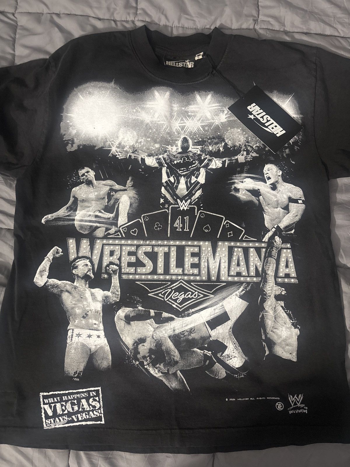 HELLSTAR WWE Wrestlemania 41 Shirt size small + receipt