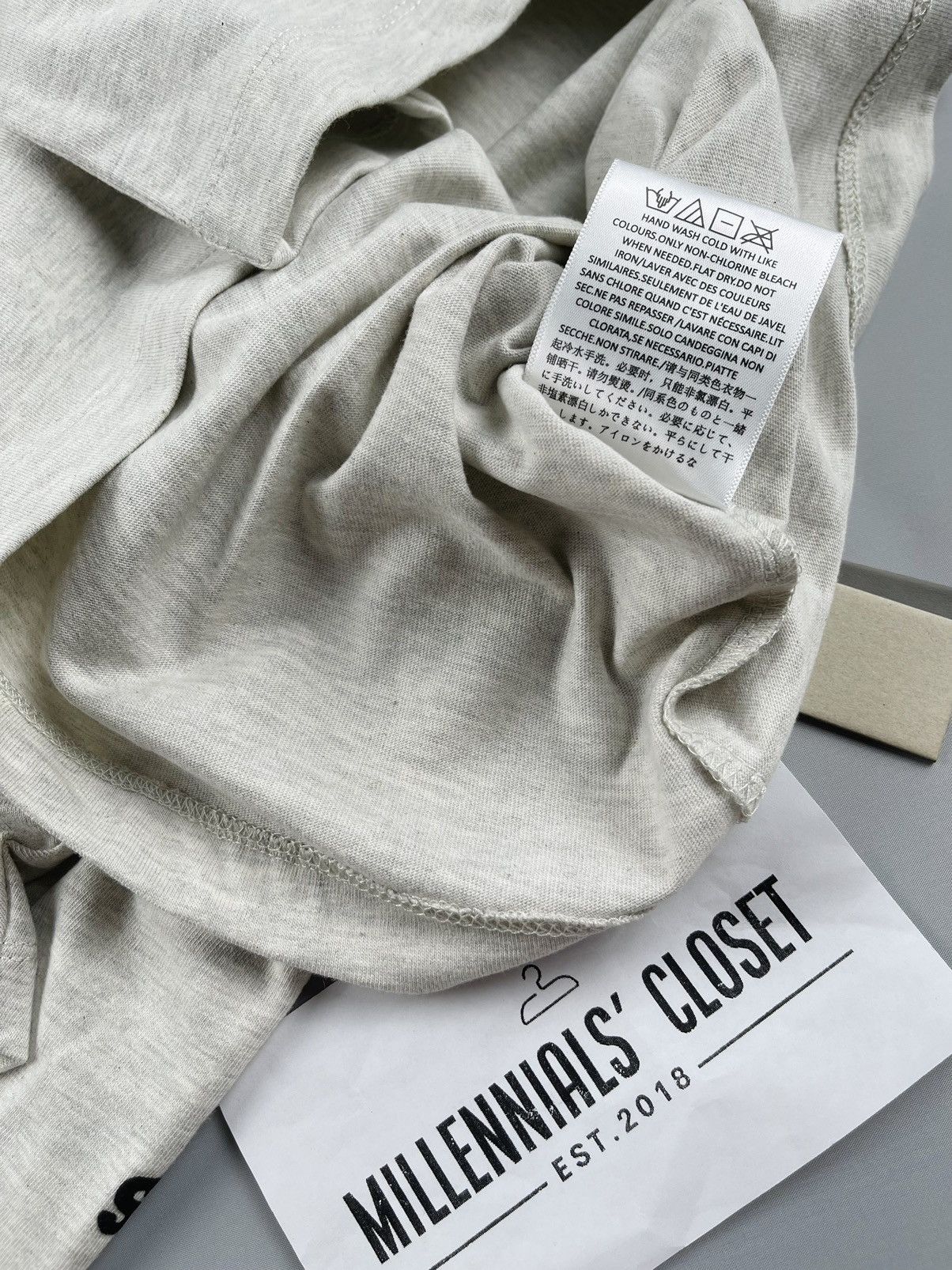 Essentials Fear of God Essentials Light Oatmeal T-Shirt SS22 size S Size US S / EU 44-46 / 1 - 5 Thumbnail