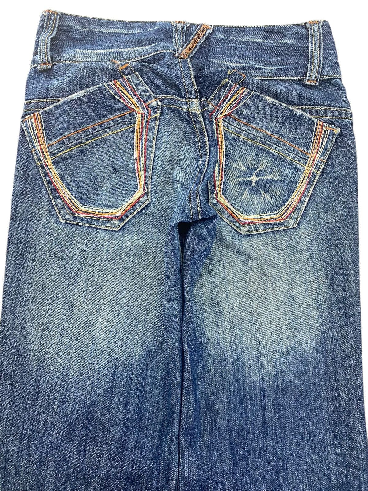 Japanese Brand Japanese Brand Faded Wash Ripped Style Boot Cut Jeans Size US 28 / EU 44 - 4 Thumbnail