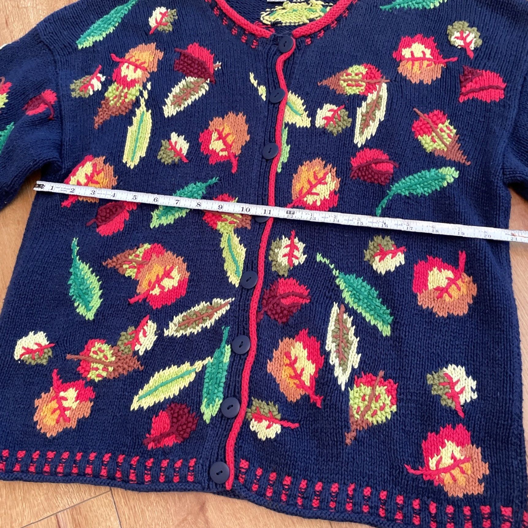 Vintage VINTAGE Cardigan Bay Sweater Women Small Navy Hand Knit Fall Autumn Leaf Cottage Cardigan Bay Women Small Navy Hand Knit Fall Autumn Leaf Cottage Size S / US 4 / IT 40 - 4 Thumbnail
