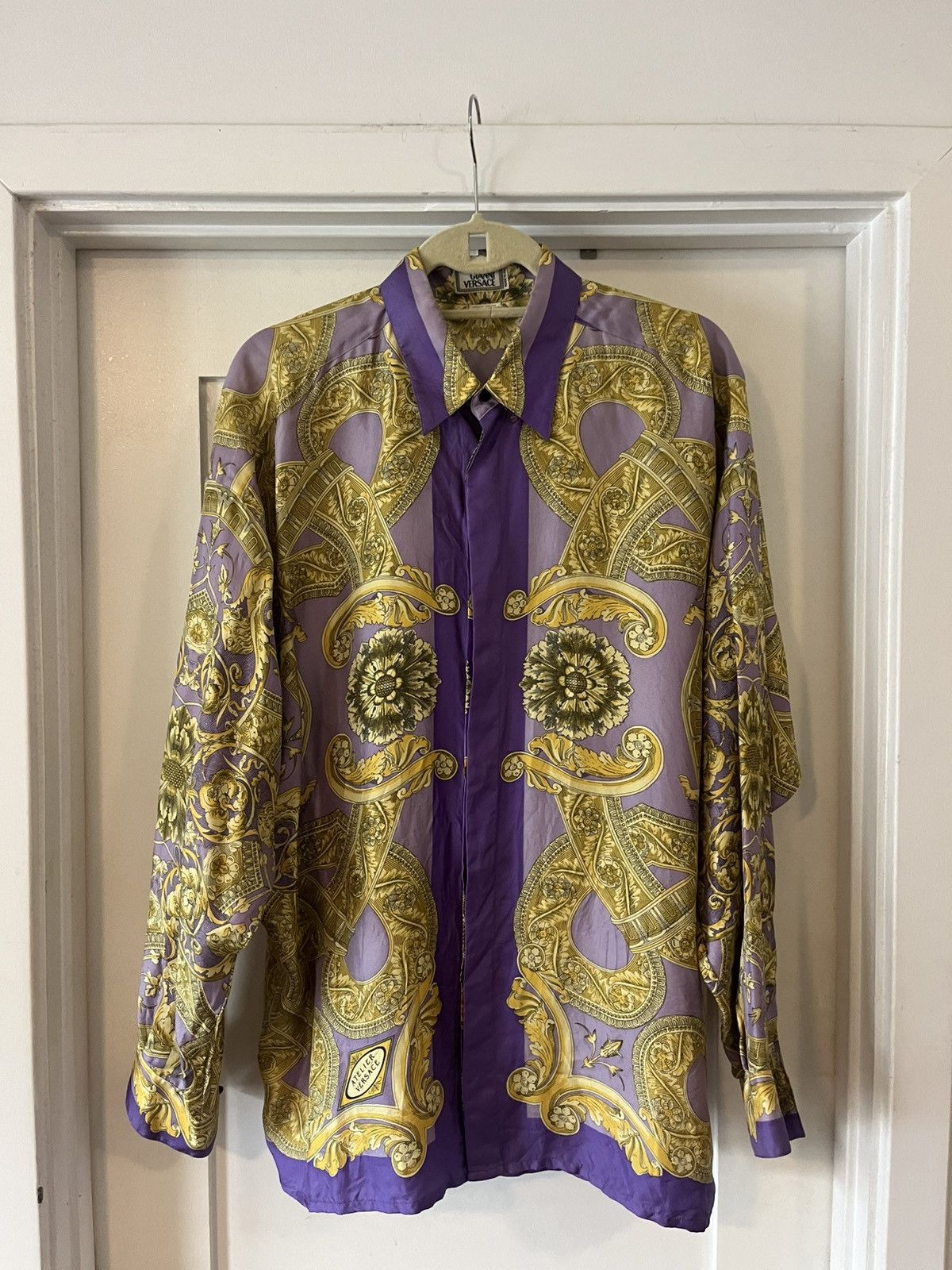 Versace 1990s Gianni Versace silk shirt - iconic Medusa era Size US M / EU 48-50 / 2 - 1 Thumbnail