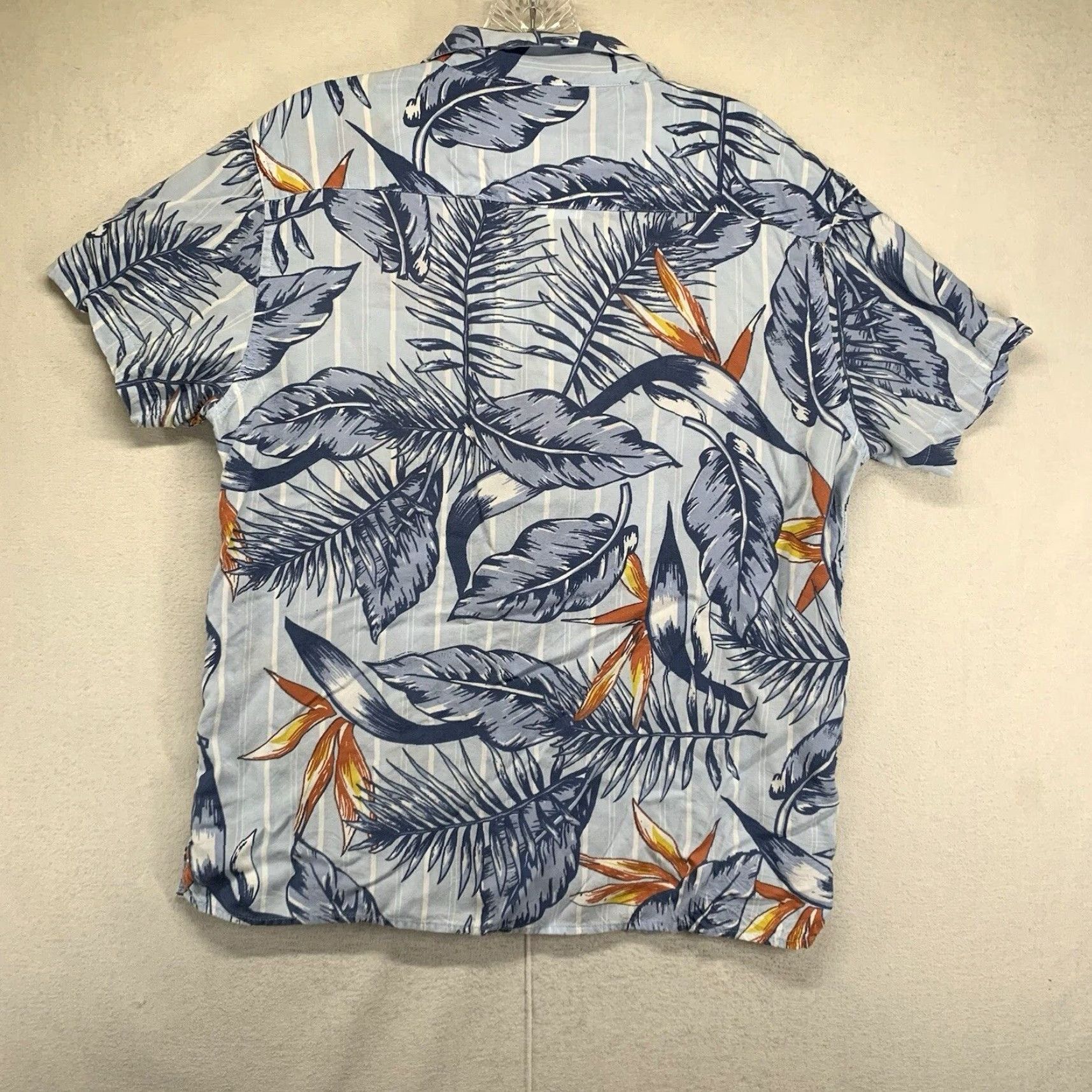Paradise VINTAGE Hawaiian Shirt Men Medium Light Blue Palm Birds of Paradise 100% Rayon Casual Summer Size US M / EU 48-50 / 2 - 2 Thumbnail