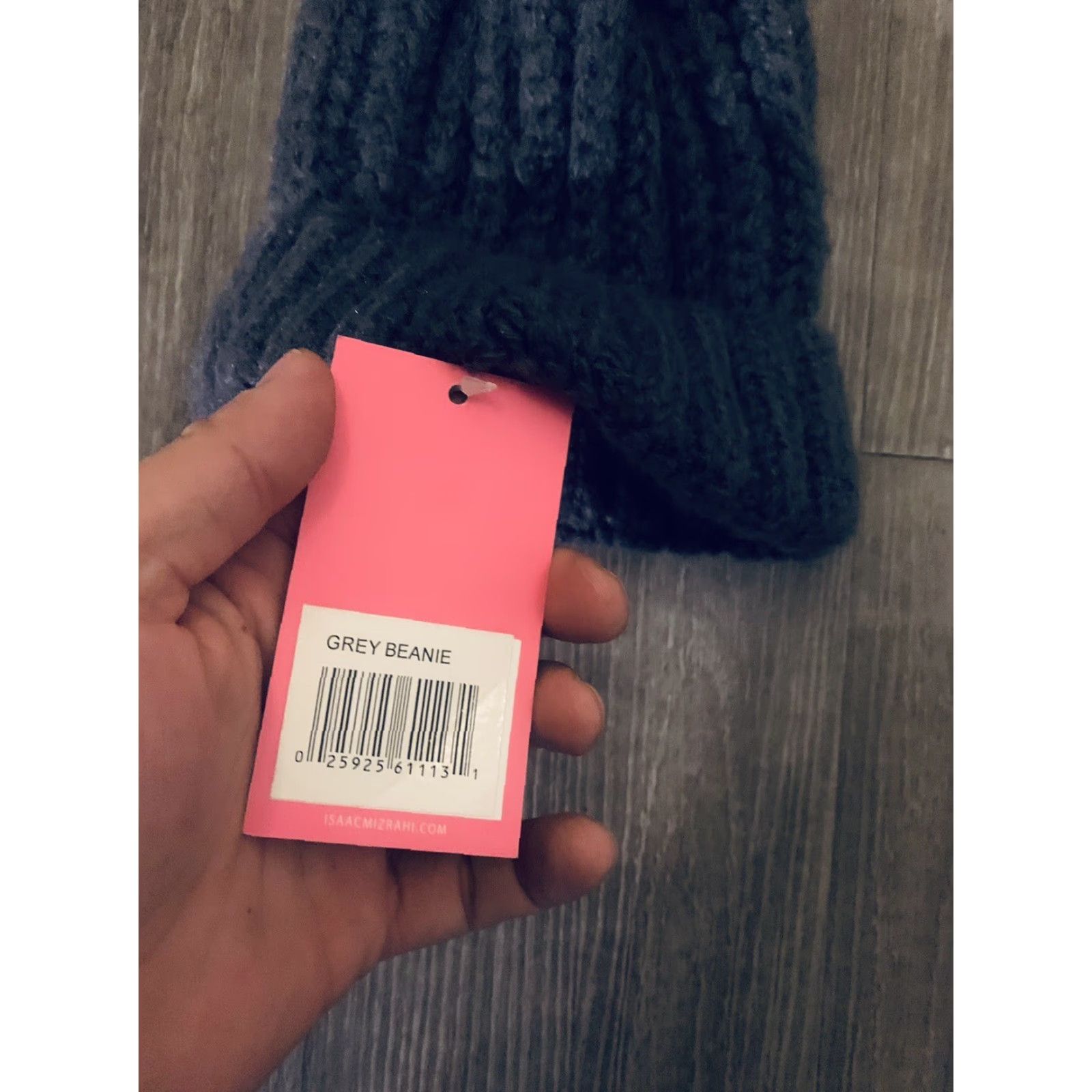 Vintage Isaac Mizrahi Live! Beanie Womens One Size Grey Fur Pom Pom Grey Size ONE SIZE - 3 Thumbnail