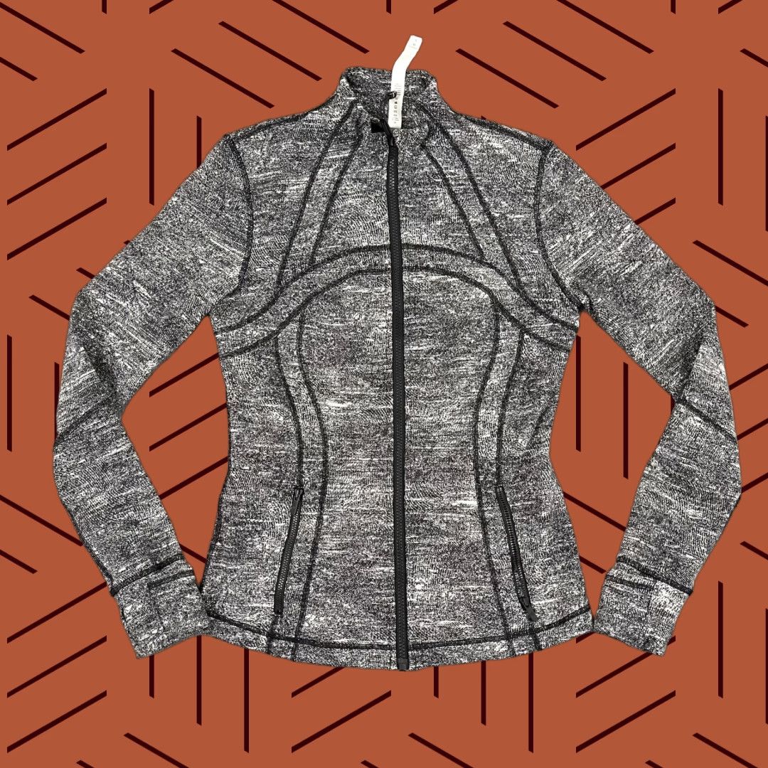 Lululemon VINTAGE Lululemon Define Jacket Womens Size 8 Activewear Gray Nylon Long Sleeve Sports Size M / US 6-8 / IT 42-44 - 1 Thumbnail
