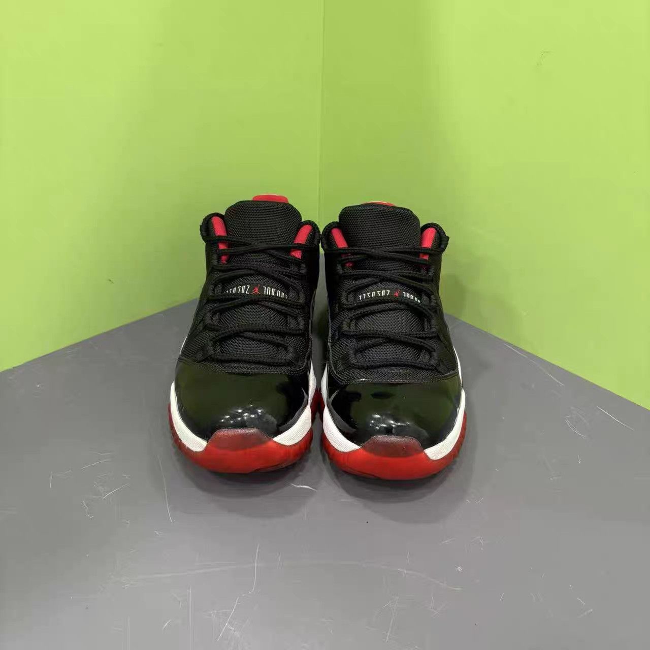 Jordan Brand Air Jordan 11 Low Basketball Shoes K15 Size US 9.5 / EU 42-43 - 2 Thumbnail