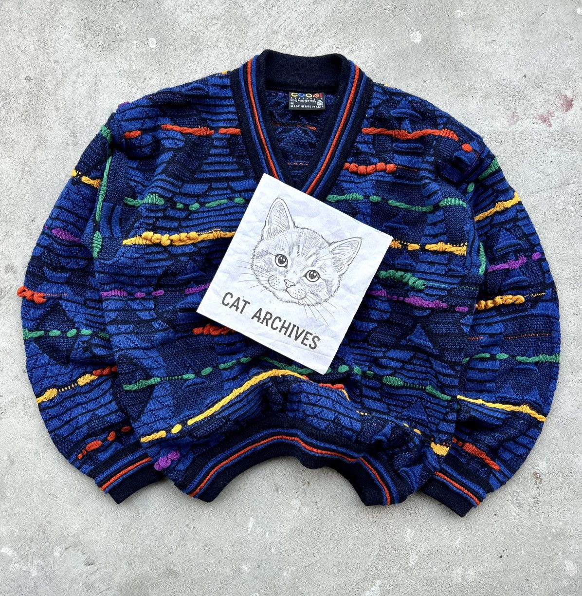 Coogi RAREST COOGI DISTRESSED V NECK CABLE KNIT Size US M / EU 48-50 / 2 - 15 Thumbnail