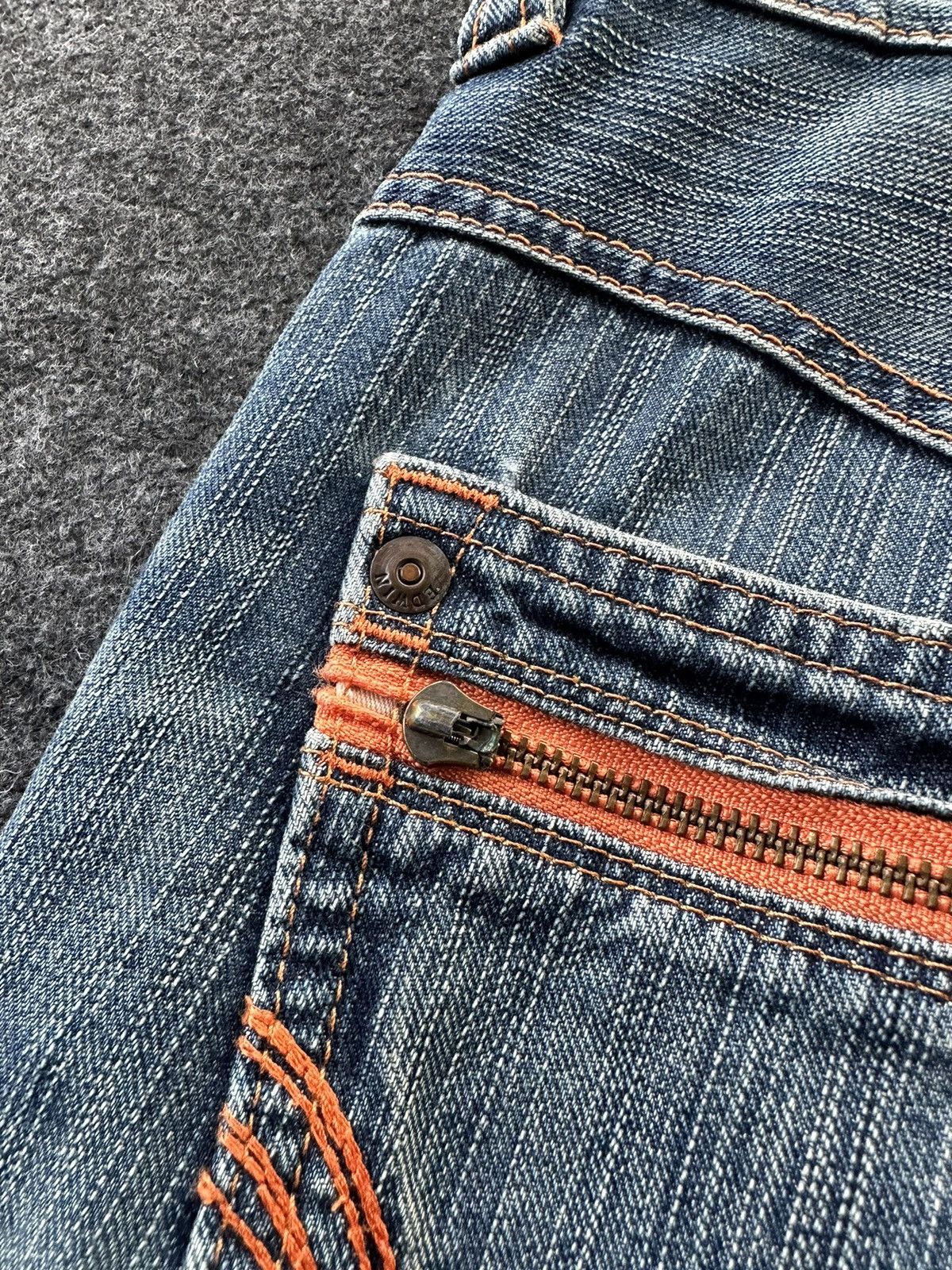Edwin Edwin Exclusive Vintage Faded Washed Distressed Denim D187 Size US 34 / EU 50 - 17 Thumbnail