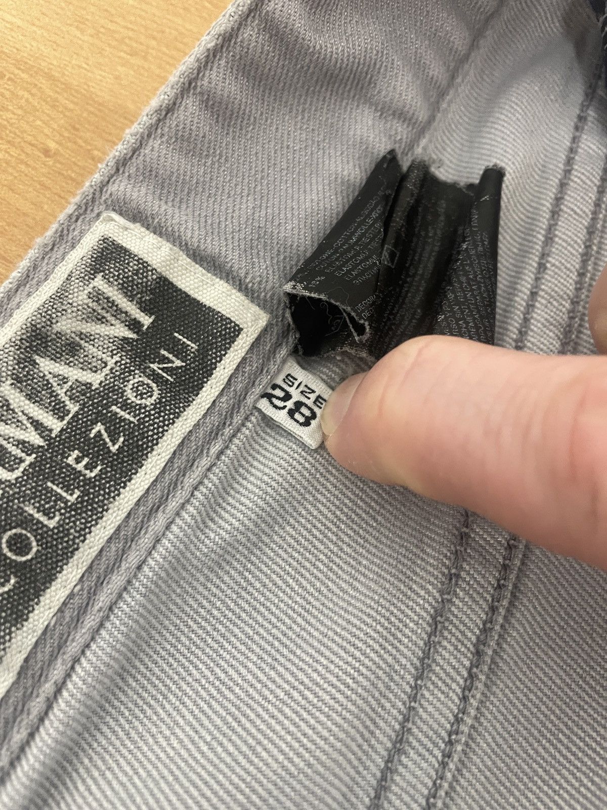 Armani Collezioni Armani Collezioni J99 jeans Size US 28 / EU 44 - 7 Thumbnail