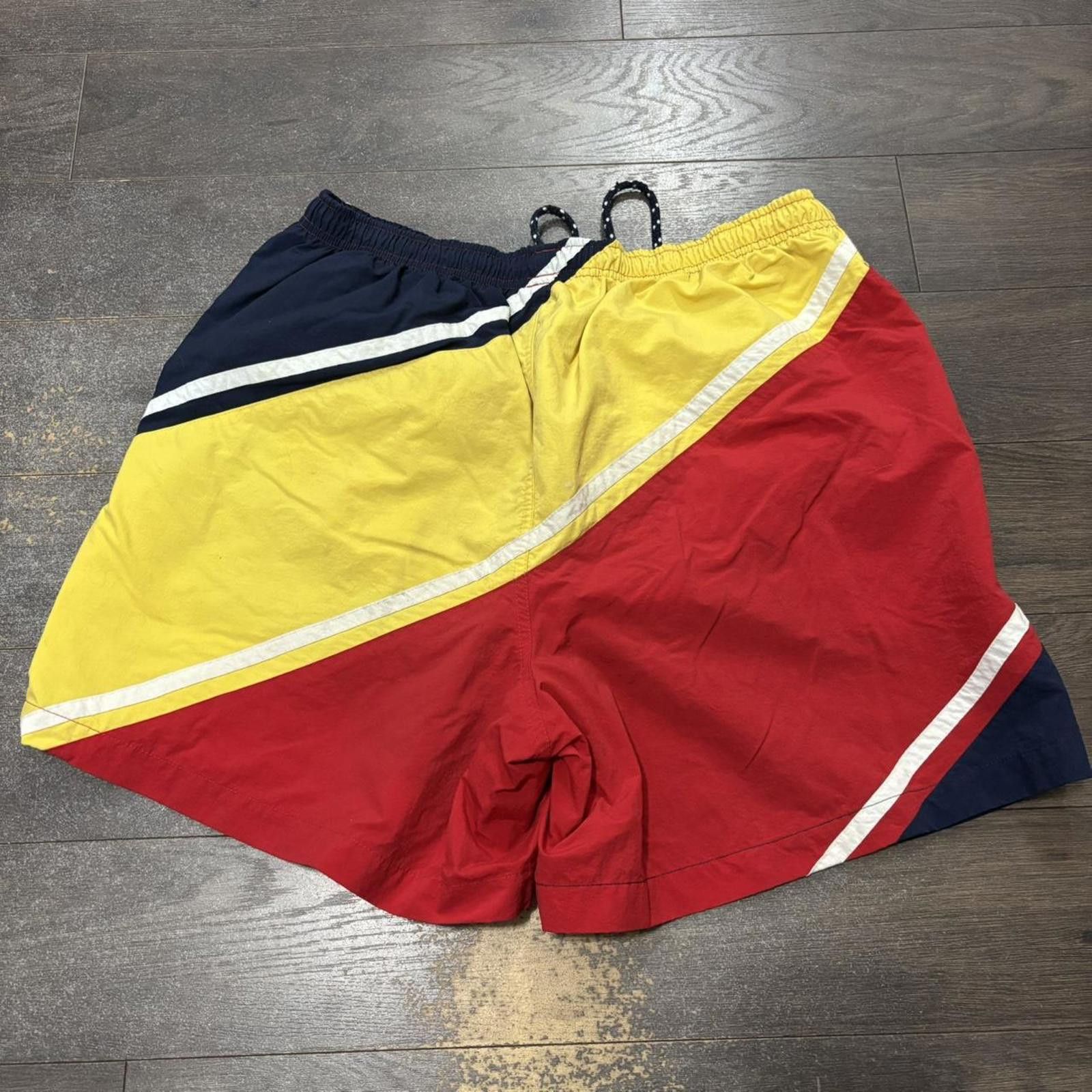 Tommy Hilfiger Vintage Tommy Hilfiger colour block swim shorts 90s XL Size US 36 / EU 52 - 5 Thumbnail