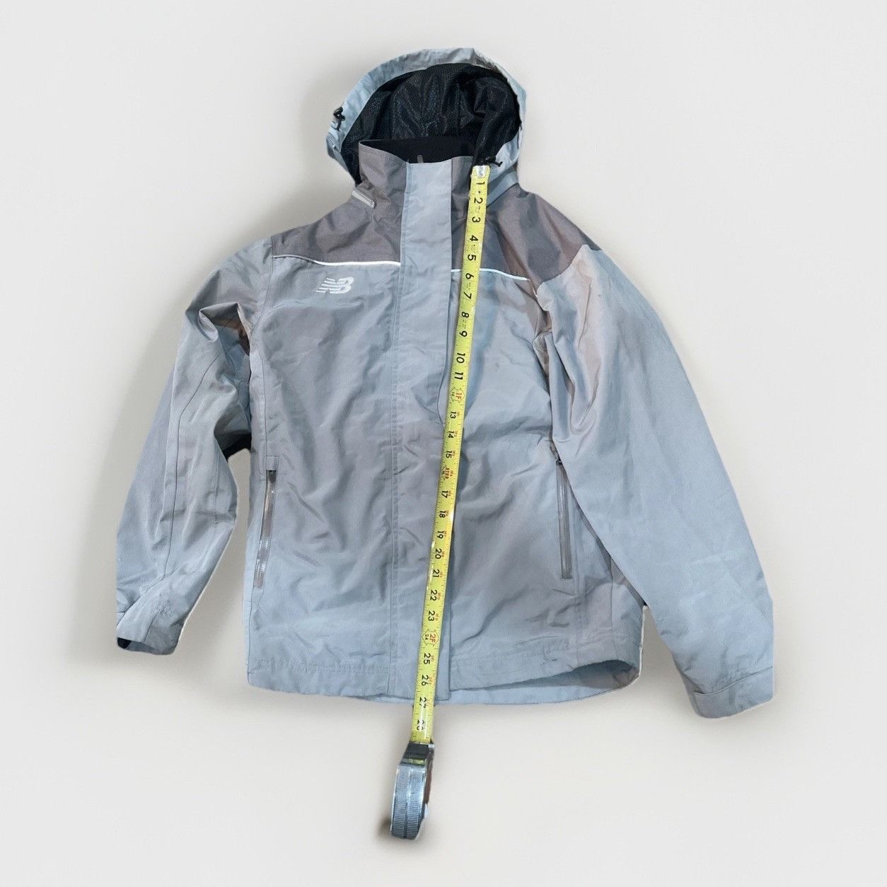 New Balance New Balance 2-Tone Gray Waterproof Rain Jacket XS – Hooded, Size US XS / EU 42 / 0 - 1 Thumbnail