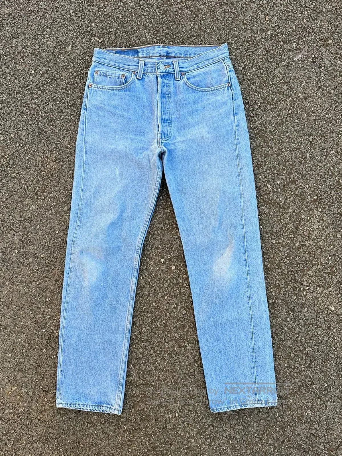Vintage Vintage Levi's 501 90s Denim Jeans. Size US 32 / EU 48 - 1 Thumbnail