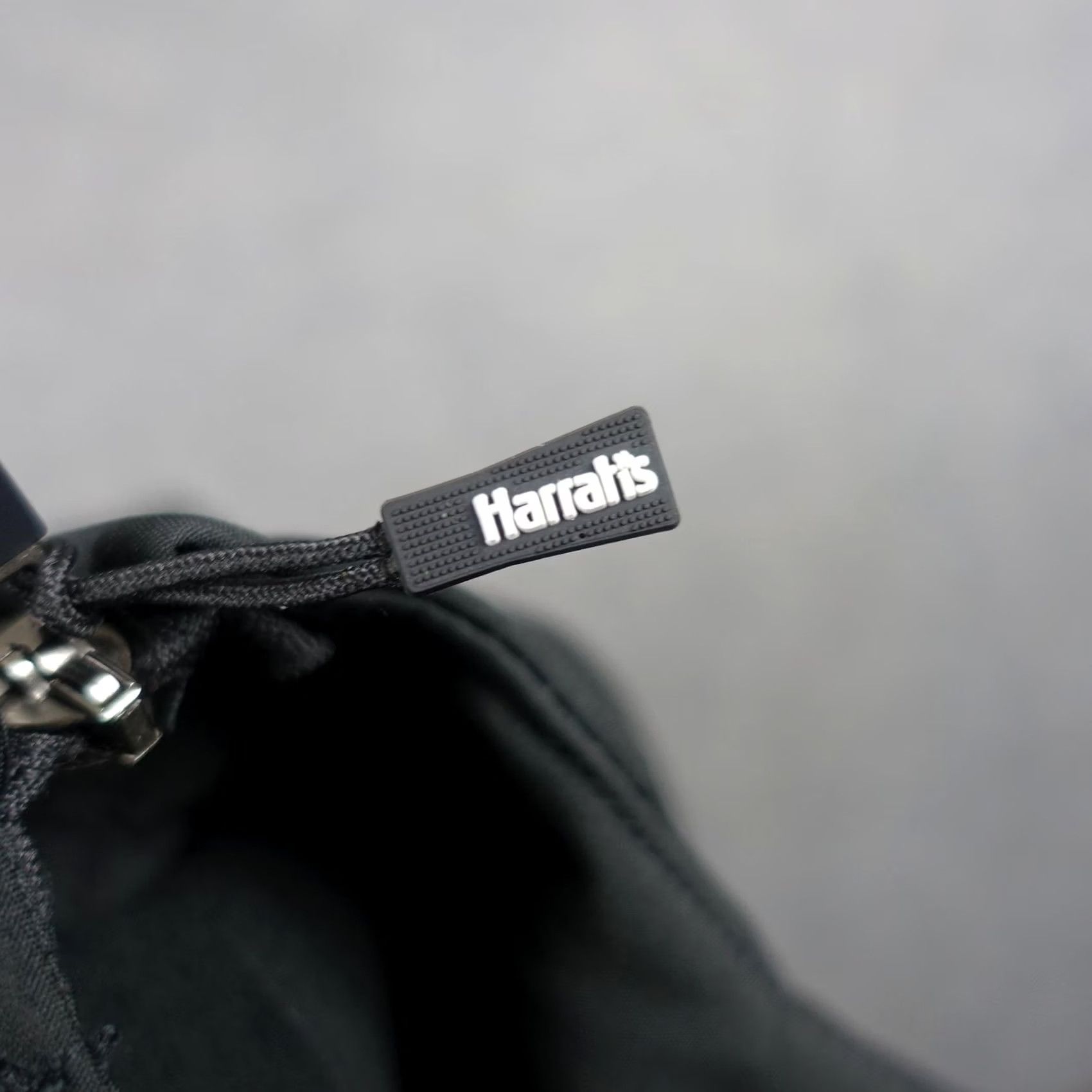 Rains Harrah's Jacket Mens 3XL Black Hooded Softshell Zipper Pockets Windbreaker Casual Winter Fall Lined Embroidered Logo NV CA Size US XXL / EU 58 / 5 - 7 Thumbnail