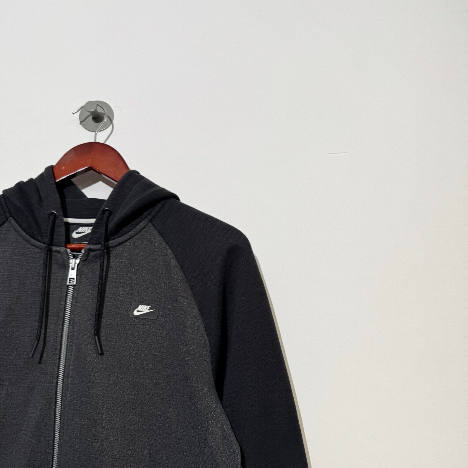 Nike Vintage Nike Unisex Gray Cotton Zip Hoodie Size S 90s Size US S / EU 44-46 / 1 - 6 Thumbnail