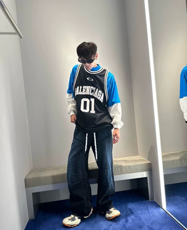 Balenciaga Balenciaga 3-piece laminated long-sleeved TEE with black, Size US S / EU 44-46 / 1 - 9 Thumbnail