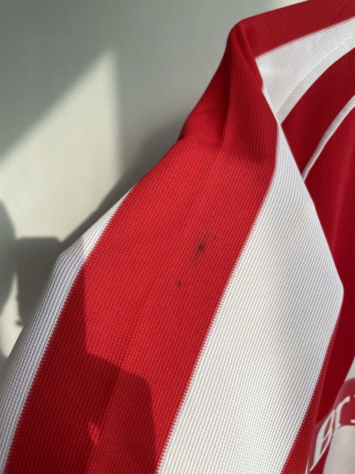 O'Neill Tyrone 2008 2009 GAA O'Neills Football Soccer jersey shirt Size US L / EU 52-54 / 3 - 17 Thumbnail