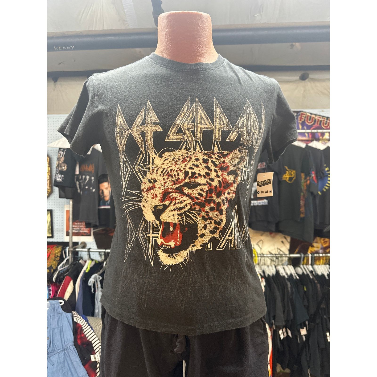 Def Leppard Womens Modern Def Leppard Faux Vintage Size US XS / EU 42 / 0 - 1 Thumbnail