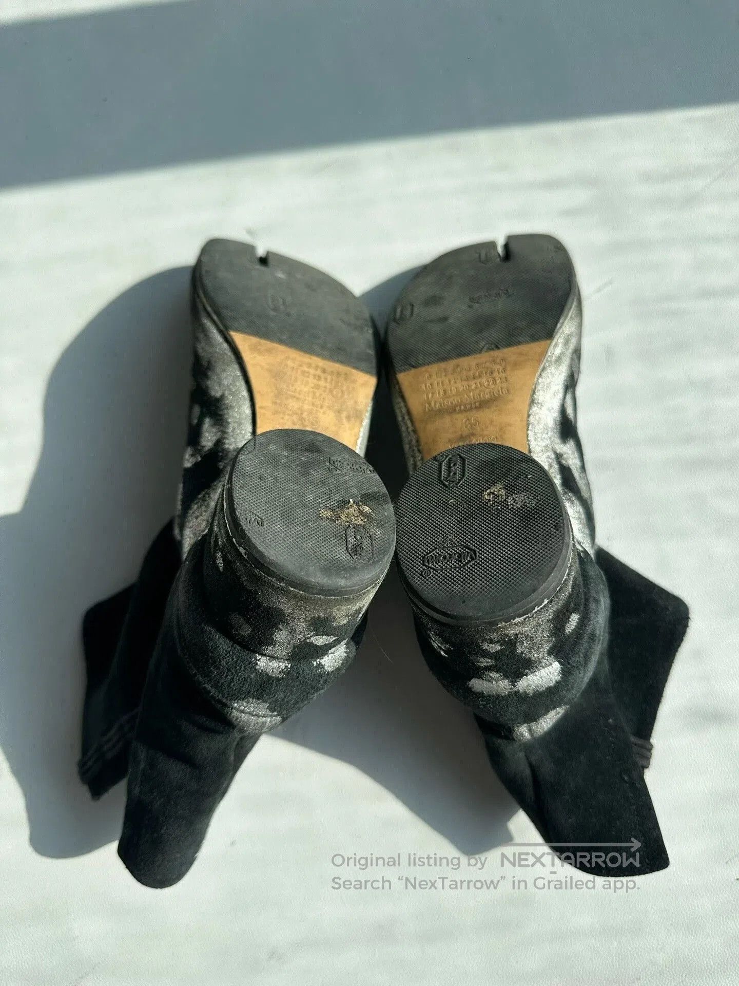 Maison Margiela Maison Margiela Tabi Boots in Silver. Size US 4 / IT 34 - 3 Thumbnail
