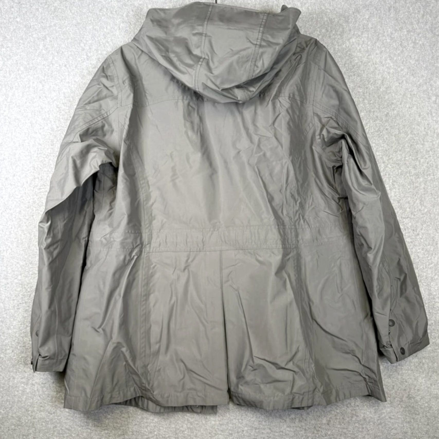 Vintage L.L. Bean Women XL Gray Nylon Full Zip Windbreaker Track Jacket H2Off Regular Windbreaker Jacket Womens XL Gray Size XL / US 12-14 / IT 48-50 - 7 Thumbnail