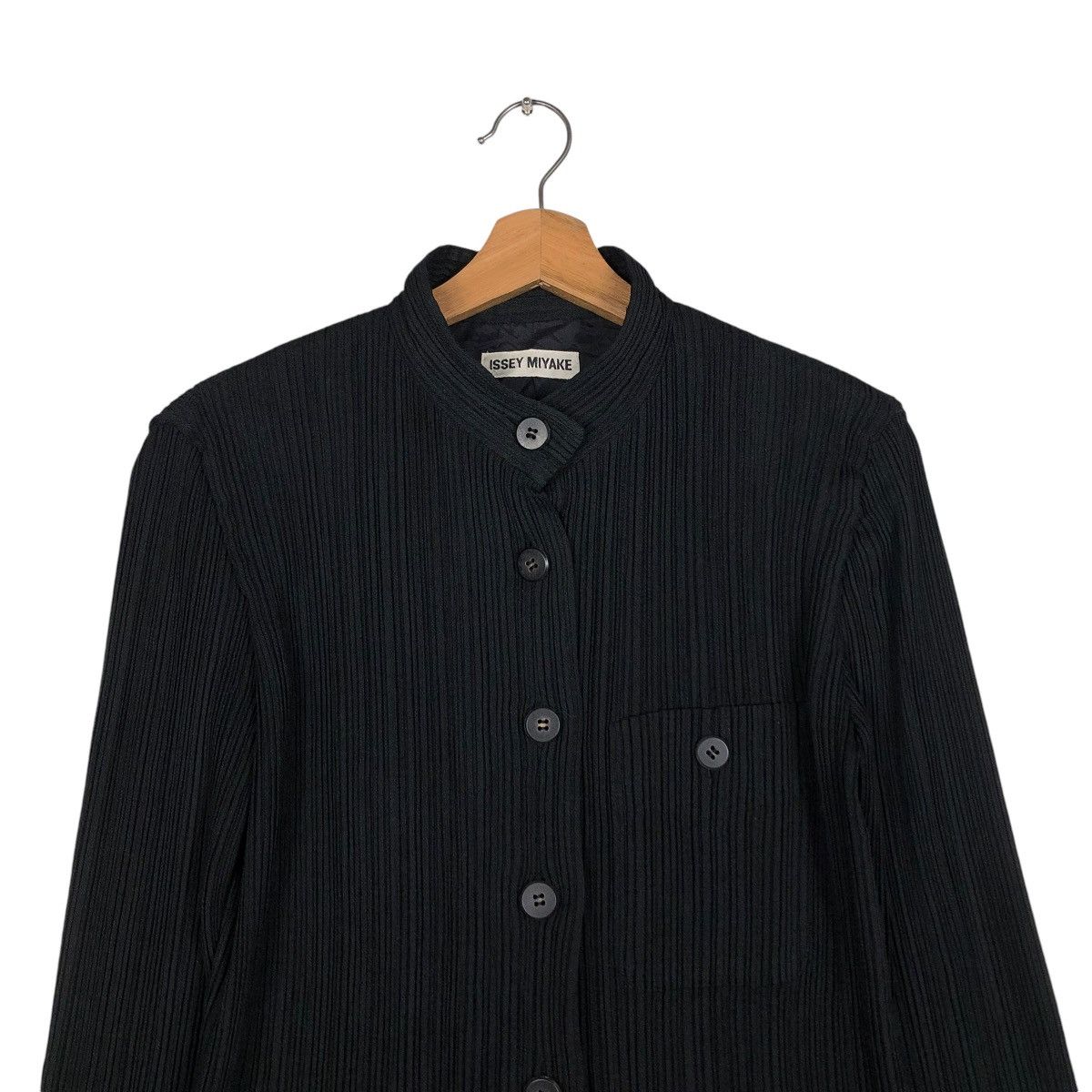 Issey Miyake 🔥VINTAGE BUTTON JACKET ISSEY MIYAKE PLEATED DESIGN Size US M / EU 48-50 / 2 - 5 Thumbnail