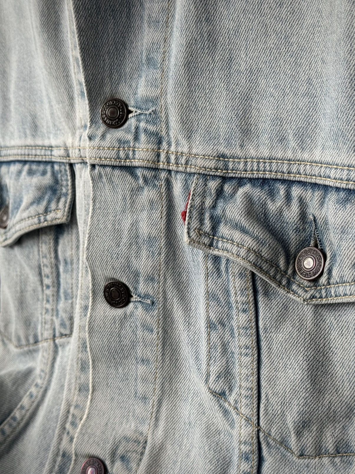 Levi's Vintage 1990s Levi's 70503 'Light Blue' Trucker Jacket Size US L / EU 52-54 / 3 - 3 Thumbnail