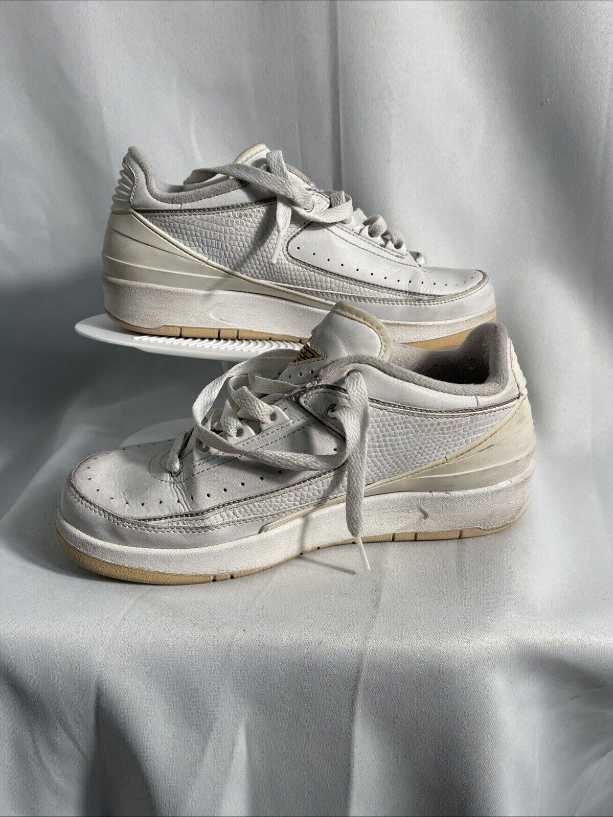Designer Jordon 85/02 RETRO WHITE 5.5 youth Size US 5.5 / EU 38 - 1 Thumbnail