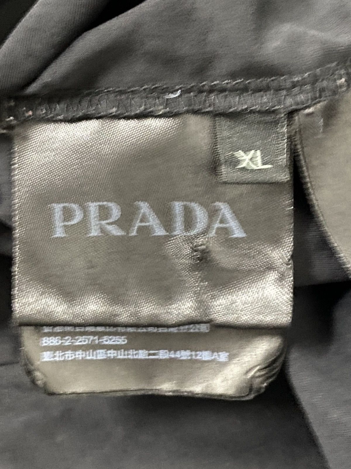 Prada Prada nylon pocket logo tshirt Size US XL / EU 56 / 4 - 8 Thumbnail